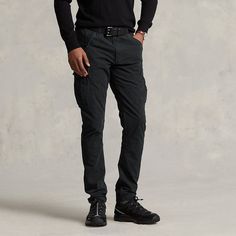 In our modern Slim Fit these cargo pants are cut from durable cotton canvas. Ralph Lauren Slim Fit, Cargo Pant, Ralph Lauren Home, Cargo Pants Men, Cargo Trousers, Slim Fit Men, Ralph Lauren Men, Habitat, Cargo Pants