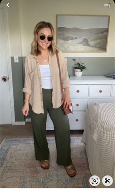 Womens Mid Size Fashion, Crinkle Shirt Outfit, Green Wide Leg Sweatpants Outfit, Cute Linen Outfits, Size 10 Outfit Ideas, Women’s Wide Leg Linen Pants Outfit, Size 6/8 Fashion, Teacher Winter Outfits High School, Wide Leg Cotton Pants Outfit