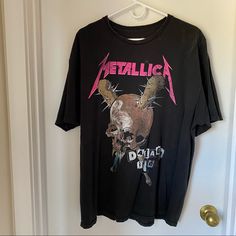 I Got This At A Metallica Concert In 2018. It’s Super Cute Worn Oversized As A Dress. Metallica Concert, Oversized Band Tee, Metallica Band, Band Tees, A Dress, Christmas List, I Got This, Metallica, Super Cute