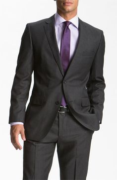 black suit with lavender shirt and dark purple tie - Google Search Grooms Outfits, Wedding Suits Men Black, Grey Suit Men, Dark Gray Suit, Charcoal Suit, Wedding Purple, Slim Fit Tuxedo, Suits Men