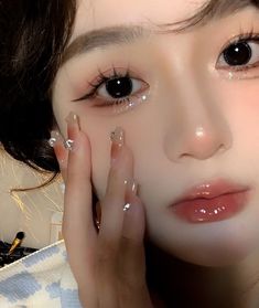 Membentuk Alis, Asian Makeup Looks, Soft Makeup Looks, Doll Eye Makeup, Kawaii Makeup, Korean Eye Makeup, Ulzzang Makeup, Ethereal Makeup, Fancy Makeup