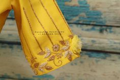 Yellow Saree Blouse, Blouse Works, Saree With Belt, Latest Bridal Blouse Designs, Indian Fashion Jewellery, Floral Work, Kids Lehenga, Brocade Blouses, Heavy Work