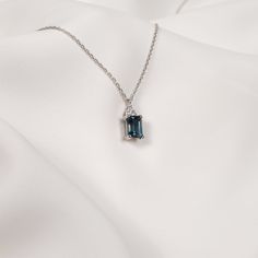 Your 14k Gold Octagon Cut London Blue Topaz Necklace is stylish, dainty and pretty ideal for everyday use. Details of solid gold handmade Blue Topaz Gemstone Pendants are very eye-catching. It is a great gift for your loved ones. This jewelry will be an indispensable piece of yours. This meaningful CZ Octagon Cut Blue Topaz Jewelry with high quality handwork will be a legacy you can leave to your family its. * Details * Material / Gold Kt : This elegant necklace is made of 14k and 18k Solid Gold Blue Birthstone Necklace In Fine Jewelry Style, Blue Topaz Birthstone Necklace In Fine Jewelry Style, Blue Gemstone Birthstone Necklace For Formal Occasions, Blue Birthstone Necklace For Formal Wear, Blue Birthstone Necklace For Formal Occasions, Blue Birthstone Necklace For Formal Events, Fine Jewelry Sapphire Necklace With Blue Topaz, Blue Pendant Birthstone Necklace Fine Jewelry, Blue Birthstone Pendant Necklace Fine Jewelry