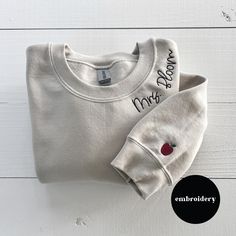 Teacher embroidered sweatshirt with apple on the sleeve and name around the neckline, This SUPER soft Jerzees Qtr Zip would make a great gift For Mom, Christmas, Retro sweater party, or any occasion. 𝑶𝑼𝑹 𝑺𝑯𝑶𝑷 Click https://www.etsy.com/shop/Willowbrookteesco?ref=seller- More Designs, items, and options 𝑫𝑬𝑺𝑪𝑹𝑰𝑷𝑻𝑰𝑶𝑵 Please note that some colors may be temporarily unavailable due to high demand. In such instances, we will substitute with another brand of sweatshirt that has comparable quality. Currently, we offer Gildan, Jerzees, Comfort Colors, Lane seven and Bella Canvas brands. This sweatshirt is perfect for yourself or as a gift! They are super soft and comfy! They are all preshrunk and are made from 50% cotton and 50% polyester. Bella Canvas T-shirts are preshrunk and m Hand Embroidered Teacher Shirt, Teacher Crafts, Appreciation Ideas, Gift For Mom Christmas, Custom Sweaters