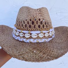 Lola Hat – delisico Head Pieces, Colored Fabric, Diy Hat, Beautiful Hats, Cowboy Hat, Summer Beach, Headpiece, Peru, Cowboy Hats