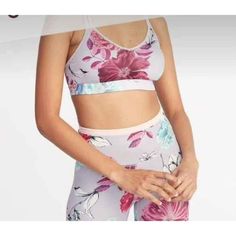 Nwt Old Navy Active Lightweight Support Padded Floral Sports Bra Size - M *Retail $20 Purple Sports Bra For Yoga In Summer, Purple Sports Bra For Summer Yoga, Lavender Activewear For Light Exercise, Purple Sports Bra For Yoga And Summer, Summer Yoga Purple Sports Bra, Purple Sports Bra For Summer Workout, Purple Stretch Sports Bra For Spring, Purple Sports Bra For Spring, Floral Print Athleisure Activewear For Workout