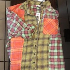 Size Small New With Tags! Not The Size I Need! My Two Mediums Just Sold Too Quick, Last Small & Xs Is All I Have Left! Best Selling Flannel Plaid Patchwork Button-up Tops, Fall Patchwork Button-up Flannel Shirt, Multicolor Button-up Flannel Shirt For Fall, Fall Relaxed Fit Patchwork Shirt, Casual Flannel Top With Patchwork, Casual Flannel Patchwork Top, Green Patchwork Shirt For Fall, Cotton Patchwork Button-up Flannel Shirt, Patchwork Cotton Flannel Button-up Shirt