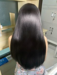 Pretty Straight Hair, Black Silky Hair, East Asian Hair, Thick Shiny Hair, Silky Black Hair, Long Straight Black Hair, Manifest Affirmations, Silky Straight Hair