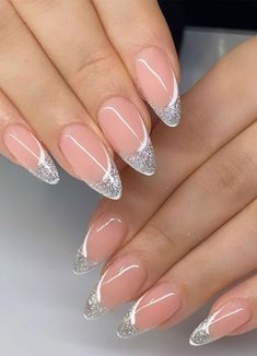 French Nails 2022, Mushroom Nail Art, Type Of Nails, Sparkly Nail Designs, Nail Art French, Silver Nail Designs, White Glitter Nails, Nails 2022, French Nail Art