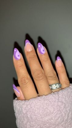 5 Colour Nails, Nail Gel Inspo Short, May Inspired Nails, Unquie Nail Ideas, Two Coloured Nails, August Nails Designs Acrylic, Artsy Acrylic Nails, Cut Nail Designs, Pretty Nails Design Inspiration