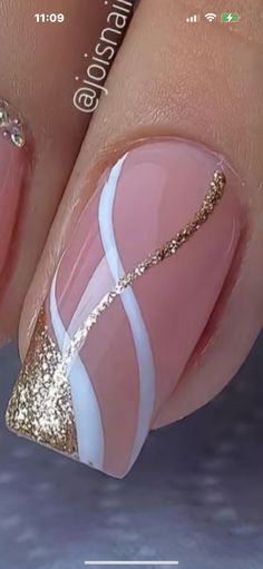 Luxury Nails Classy Short, Nails For Cruise Vacations 2024, Nails With Line Designs, French Tip With Jewels, Different French Manicure Ideas, Mail Art Ideas, Fancy Nail Art, Gel Nail Art Designs, Fall Nail Art Designs