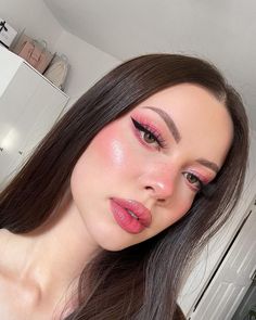 Makeup For Pink Outfit, Makeup Order, Eye Makeup Techniques, Eye Makeup Designs, Glowing Makeup, Makeup Looks Tutorial