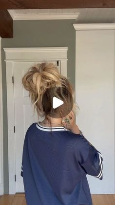 TORIE BLISS on Instagram: "The perfect messy bun everytime ❤️‍🔥🤠🫶🏼 save & try" High Messy Bun, Messy High Bun, Perfect Messy Bun, Hair Idea, Hair Pictures, Messy Bun, Hair And Nails, Hair Makeup