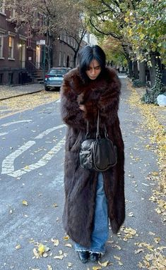 Fur Coat Outfit, Autumn Fits, All Jeans, Fall Fits, Winter Fits, Coat Outfits, Kate Moss