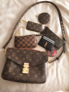 Louis Vuitton and YSL❤️ Zapatillas Louis Vuitton, Handbags Black, Cheap Purses, Fall Handbags, Crossbody Satchel, Key Pouch