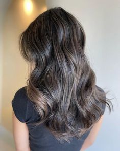 Hide Greys In Brown Hair, Graying Hair Highlights Aging Gracefully Dark Brown, Brown Lowlights In Gray Hair, How Brunettes Hide Gray, Medium To Dark Brown Hair Color Ideas, Brown Hair Grey Coverage, Lowlights On Dark Hair, Dark Brown Gray Blending, Brown Hair Hide Grey