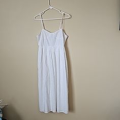 A New Day Women's White Eyelet Midi Dress With Spaghetti Straps And A Bustier Look Front Fully Lined 100% Cotton Sz M Nwt Xx1 Measurements Are Approximate Armpit To Armpit 16" Questions? Please Leave Comments Below. Thank You For Visiting White Sundress With Adjustable Straps For Daywear, White Sundress With Spaghetti Straps For Daywear, White Cotton Sundress With Adjustable Straps, Eyelet Midi Dress, Green Slip Dress, Black Dress With Pockets, Target Dress, Midi Sundress, Full Skirt Dress