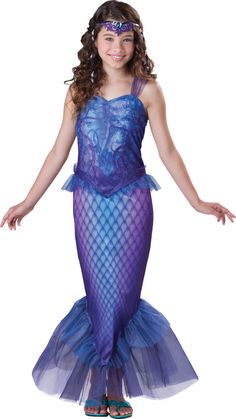 Mysterious Mermaid Tween Costume---add zombie elements $36.90 Mermaid Costume Kids, Girls Mermaid Costume, Mermaid Halloween Costumes, Creepy Halloween Costumes, Mermaid Halloween, Costumes For Teens, Halloween Fancy Dress, Halloween Costumes For Teens