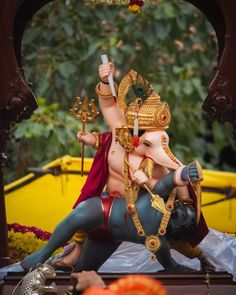 Dagdusheth Ganpati, Ganpati Murti, Ganpati Photo Hd, Bappa Photo, Chinese Dragon Art, Ganesh Ji Images, Antique Photo Frames, Ganpati Bappa Wallpapers, Ganpati Bappa Photo