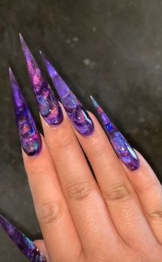 Gothic Nails Coffin Long, January Nails Stiletto, Clear Stilletos Nails, Blue Stiletto Nails Design, Purple Stiletto Nails, Easy Summer Nails, Glitter Quotes, Stilleto Nails Designs, 2023 Nails