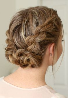 Stunning Crown Hairstyle Ideas for a Royal Look Twisted Bun, Sanggul Modern, Missy Sue, Aqua Net, Low Buns, Dutch Braid Hairstyles, Prom Hairstyle, Hairstyles Prom, Double Twist