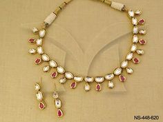 Wow Indian Choker, Indian Choker Necklace, Pendant Designs, Ear Drop, Kundan Jewellery Set, Choker Necklace Designs, Antique Jewellery Designs, Gold Mangalsutra Designs, Bridal Accessories Jewelry