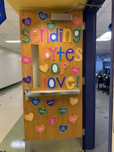 Show off your love of technology with a Sending Bytes of Love Candy Hearts Valentine’s Day themed bulletin board! In this kit, the header letters and a selection of techy candy hearts are provided plus you can have students use the blank heart templates to draw their own. If you have limited bulletin board space, students can vote on which candy hearts are added to the main display.