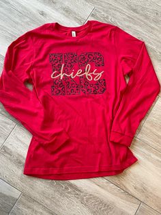 KC Chiefs Leopard Tank T-shirt or Long Sleeve Shirt glitter - Etsy Kc Chiefs Shirts, Leopard Tank, Chiefs Shirts, Monogram Sweatshirt, Leopard Shirt, Kc Chiefs, Long Sleeve Sweatshirt, Graphic Tees Women, Cute Shirts