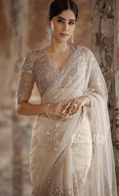 Rimple Harpreet Narula, Rimple Harpreet, Sarees For Girls, Indian Sari Dress, Fashionable Saree Blouse Designs, Fancy Sarees Party Wear, Miss India, Indian Fashion Saree, Saree Designs Party Wear