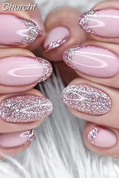 Pink And Silver Tip Nails, Pretty Nails For Black Women, Birthday Nails Oval Shape, Rose Gold And Silver Nails, Nails For Festival, Sparkle Tips Nails, Nail Art Pink Designs, Pink And Silver Gel Nails, Short Round Pink Nails