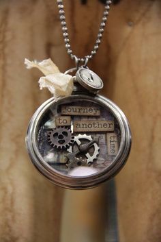 Altered Clocks, Altered Jewelry, Mode Steampunk, Ice Resin, Watch Cases, Steam Punk Jewelry, Mixed Media Jewelry, Paper Moon