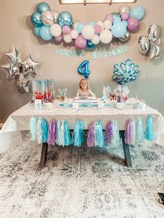 Snowflakes Birthday Party Ideas, Frozen 2 Balloon Garland, Frozen 2 Decoration Ideas, Frozen 2 Birthday Party Decorations, Frozen 2 Party Decorations, Frozen 2 Birthday Party Ideas Decorations, Birthday Frozen Decorations, 2 Year Birthday Decoration Ideas, Elsa Frozen 2 Birthday Party Ideas