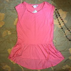 Get This Cute Pink Peplum High/Low Knit Top. Pair With Jeans, Leggings, Or Skirt. Sz Small Pink Stretch Tank Top For Day Out, Casual Peplum Top For Summer, Casual Peplum Tops For Vacation, Lilac Top, Black Lace Crop Top, Lace Short Sleeve Top, Tuxedo Style, Printed Sleeveless Top, Beige Top