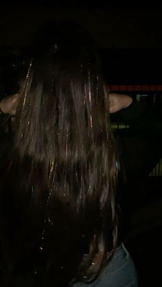 tinsel hair aesthetic hair aesthetic hairstyle hairstyles cute cr: tonyvps Shiny Strings In Hair, Hair Shimmer Strands, Glitter Strings In Hair, Tensile Hair Ideas, Hair Tensil On Black Hair, Sparkly Hair Extensions, Gold Hair Tinsel Black Hair, Blue Hair Tinsel Brunette, Glow Stick Hair Ideas