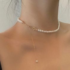 - 14k Gold filled  - Pearls measure approximately 5-6mm - length: 13.5" (34cm) - 4" (10cm) extension chain Visit my store for other items ♡ https://www.etsy.com/ca/shop/tchin9tchinSTUDIO Dainty White Pear-shaped Pearl Necklace, Fresh Water Pearl Necklace, Dainty Pearl Necklace, Water Pearl Necklace, Necklace Elegant, Elegant Necklace, 14k Gold Necklace, Fresh Water Pearl, Elegant Necklaces