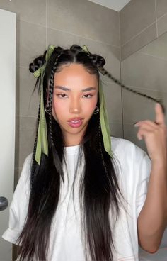 Holiday hairstyle Tiktok Rachel tee tyler #hairstyles #hair #ootd #fashion Rave Curly Hairstyles, Wavy Festival Hairstyles, Melanie Martinez Hairstyles Ideas, Rave Hairstyles Medium Length, Long Hairstyles With Extensions, Water Tribe Hairstyles, Melanie Martinez Concert Hairstyles, Concert Hairstyles Shoulder Length, Edm Hairstyles