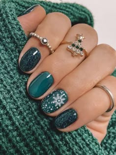 Travel Nail Ideas, Trendy Nail Art Winter, Winter Gel Nails, Snow Nails, Winter Nails Acrylic, Cute Gel Nails