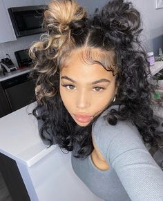 Dyed Curly Hair, Mixed Curly Hair, Cute Curly Hairstyles, Dyed Natural Hair, Curly Hair Styles Easy, Hairdos For Curly Hair, Curly Hair Inspiration, Curly Girl Hairstyles, Baddie Hairstyles