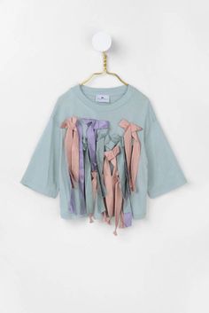 Diy Vetement, Clothes For Kids, Blouse Diy, Beautiful Clothes, Fashion Blouse Design, Diy Dress, T Shirt Diy, Mode Inspiration