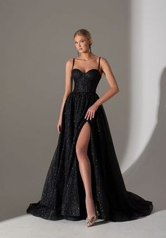 You will still look amazing whether you go for plain dresses, sequin dresses, or glitter dresses, especially in black. Whatever the style, as long as it's black, will work. You are a timeless fashion statement. Everything about black dresses is charming and will draw people to you. We will have the nicest black dresses for you here at Couture Candy. Buy now! Dresses Glitter, Short White Dress Wedding, Noodle Strap, Knee Length Wedding Dress, Mini Wedding Dresses, Classy Prom Dresses, Prom Dress Inspiration, Black Prom, Evening Dress Fashion