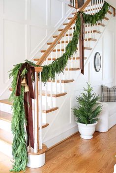 Stairs Renovation, Christmas Decor Trends, French Country Christmas, Stairs Makeover, Cozy Christmas Decor, Neutral Christmas Decor