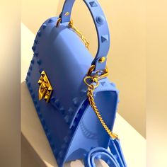 Interchangeable Wear - Handheld, Crossbody And Shoulder Bag W/ Detachable Gold/Blue Chain Trendy Blue Bags For Day Out, Trendy Blue Shoulder Bag For Day Out, Blue Bag With Adjustable Strap For Day Out, Casual Blue Party Bags, Ralph Lauren Wallet, Louis Vuitton Favorite Mm, Chloe Wallet, Louis Vuitton Felicie Pochette, Coach Hobo Bag