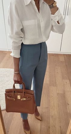 Classy Work Outfits Aesthetic, Classy Business Outfits For Women Summer, Working Girl Aesthetic Office, Florida Work Outfits, Work Outfits Women Corporate, Corporate Girl Aesthetic, Social Work Outfits, Chique Outfit