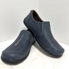 Orthoheel. Low-Top Shoe. Pull-On. Size 9. Navy. Well-Being With Every Step! Never Worn. No Box. Vionic Shoes, Top Shoes, Well Being, Low Top, Color Blue, Women Shoes, Navy, Women Shopping, Blue