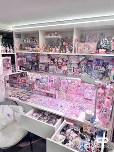 Sanrio My Melody & Kuromi Kawaii Study Room, Kuromi Aesthetic Room, Sanrio Lifestyle, Kuromi Room, Kawaii Rooms, Sanrio Room, Kawaii Room Ideas, Room Cute