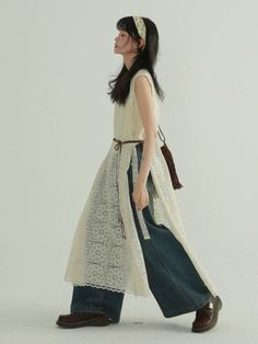 Scandinavian Layering Clothes, Layering Long Dress, Cool Feminine Outfit, Modern Hanfu Street Style, Dresses With Pants Underneath, Japanese Feminine Fashion, Layered Dresses Outfit, Modern Silhouettes Fashion, Loose Fitting Clothes For Women