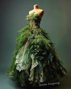 Enchanted Forest Inspired Dresses, Forest Inspired Fashion, Nature Dress Aesthetic, Forest Themed Dress, Earth Goddess Dress, Green Fairy Dresses, Dress Made Out Of Flowers