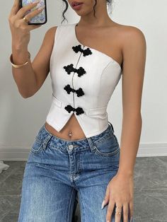 Blusa asimétrica de un hombro con hebilla y mangas cortas para mujer, diseño minimalista y de moda, blusa casual de mujer con cuello asimétrico y botones, ajuste regular, en color albaricoque, blusa básica para mujer, apta para primavera/verano, atuendos de fiesta/discoteca Albaricoque Casual  sin mangas Tela tricotada Color combinado,Liso  No-Elástico  Women Clothing, size features are:Bust: ,Length: ,Sleeve Length: Reworked Jersey, Advertising Clothing, Classy Short Dresses, Clubbing Outfits, Night Club Outfits, Cute Lazy Outfits, Neue Outfits, Pretty Blouses, Mode Inspo