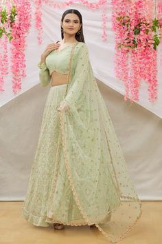 Shop for Neha Mehta Couture Green Embroidered Lehenga Set for Women Online at Aza Fashions Mint Green Lehenga, V Neck Lehenga, Neha Mehta, Embroidery Zardozi, Sheer Dupatta, Green Lehenga, Embroidered Lehenga, Pattern Embroidery, Full Sleeves