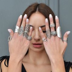 ❀ I made this Asymmetric Silver Line Ring for you, to make you look elegant. A Boho chic ring that can fit perfectly to all styles. You will look elegant when you wear this hippie ring. Boho Jewelry stands out with flashy designs. If you have a modern and rebellius style, this Long Ring is for you. ❀ It is a boho ring with sterling silver plated matte finish. ❀ All the Boho rings are adjustable in the back. Rings are easy to adjust and would fit fingers size US 4 and up ❀ If you are looking for Junk Rings, Boho Jewelry Stand, Rings Western, Boho Jewelry Bracelet, Hippie Ring, Minimalist Silver Ring, Funky Rings, Rings Boho, Chunky Silver Rings